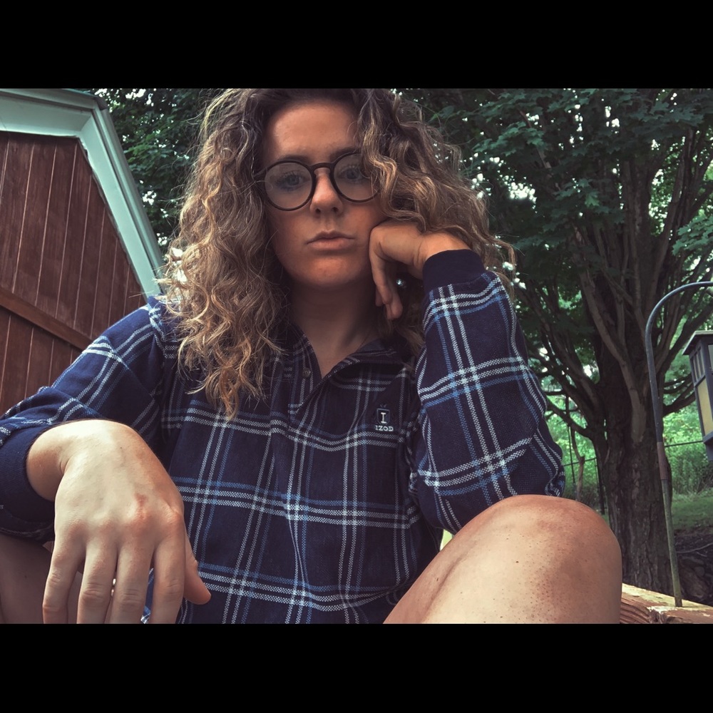 Meet your Posher, Amelia